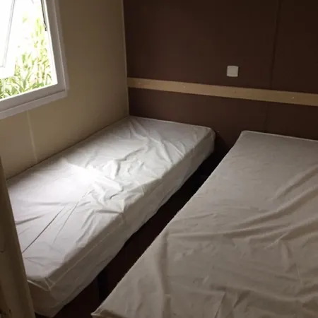 Mobilhome Chez Sylvie * 아르젤레쉬르메르