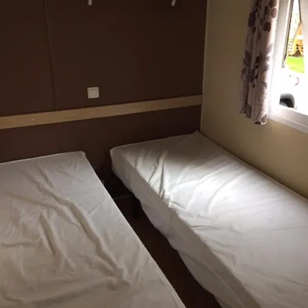 Mobilhome Chez Sylvie 펜션 *